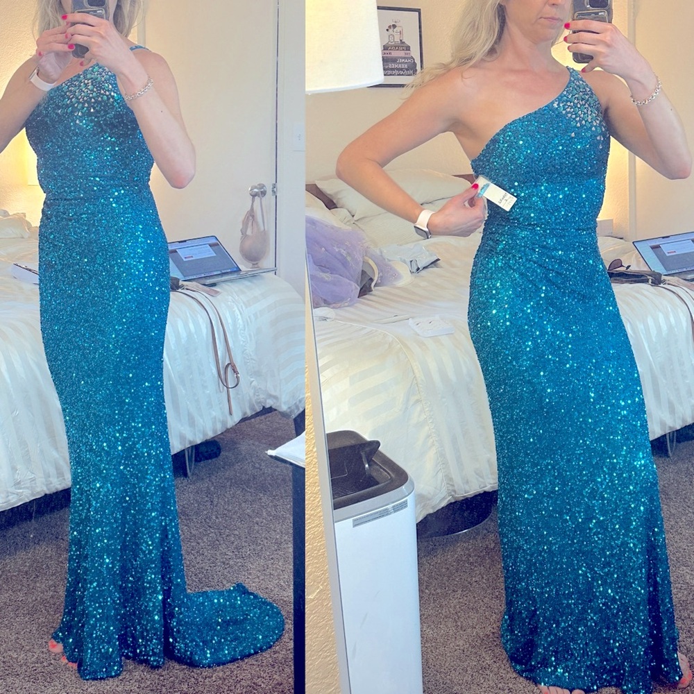 Scala NWT 100 % silk sz.6 one shoulder long turqouise blue hand beaded prom gown